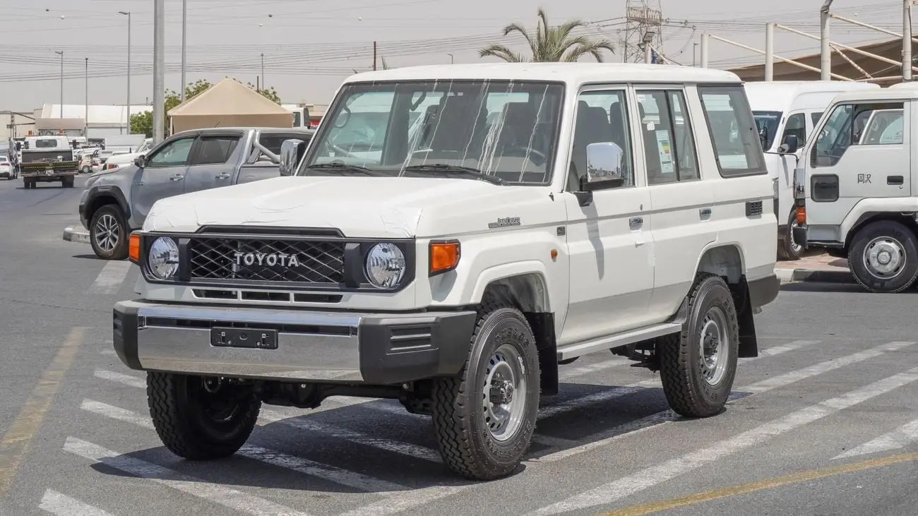 Toyota Land Cruiser 70 2025 4L