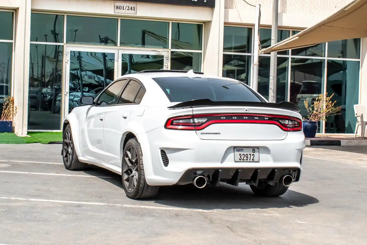 دودج تشارجر 2016