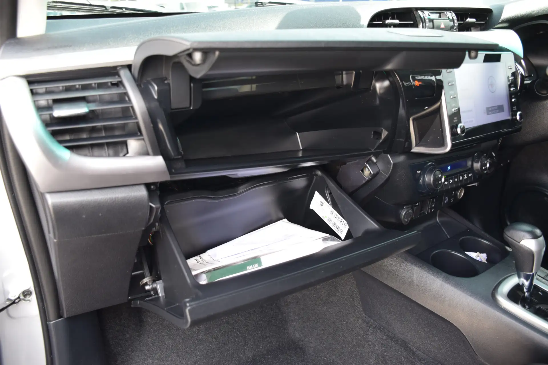 تويوتا هيلوكس 2022 2.8L