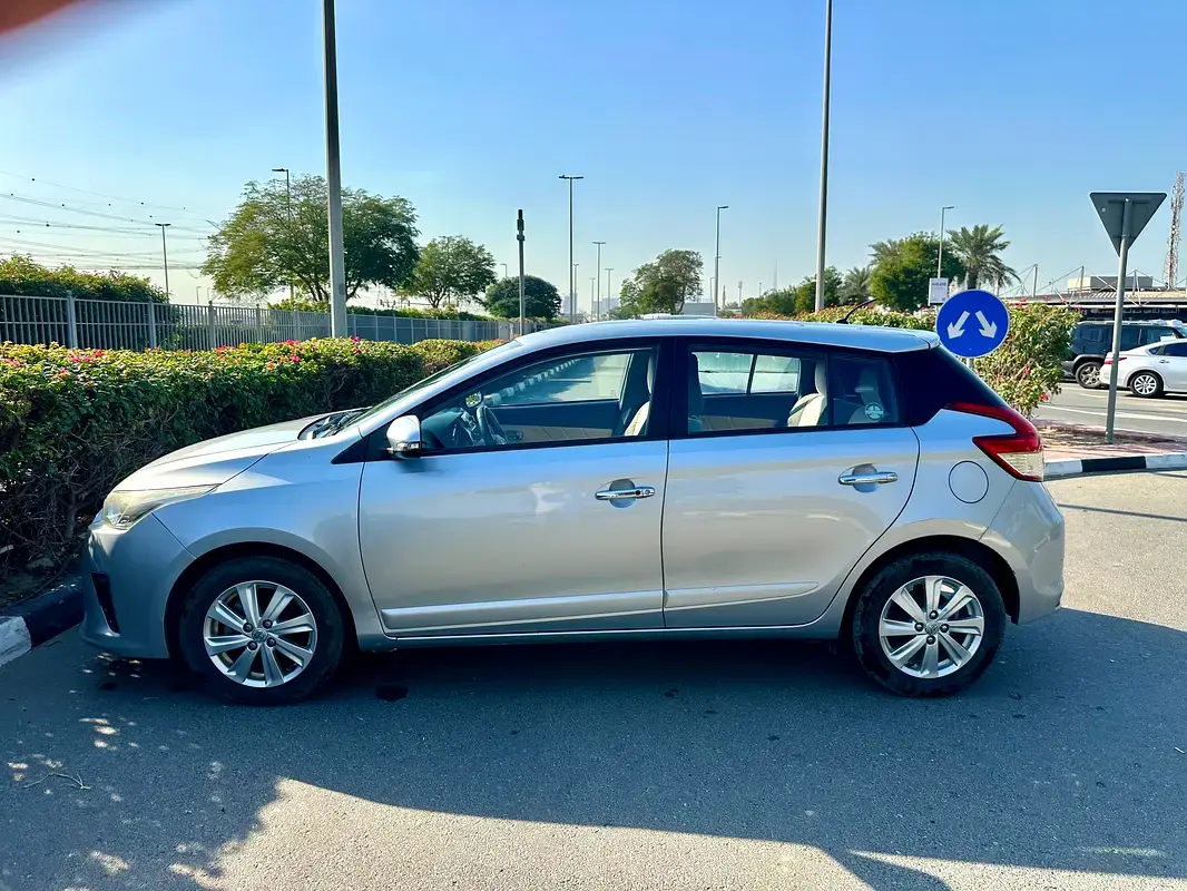 تويوتا يارس 2016