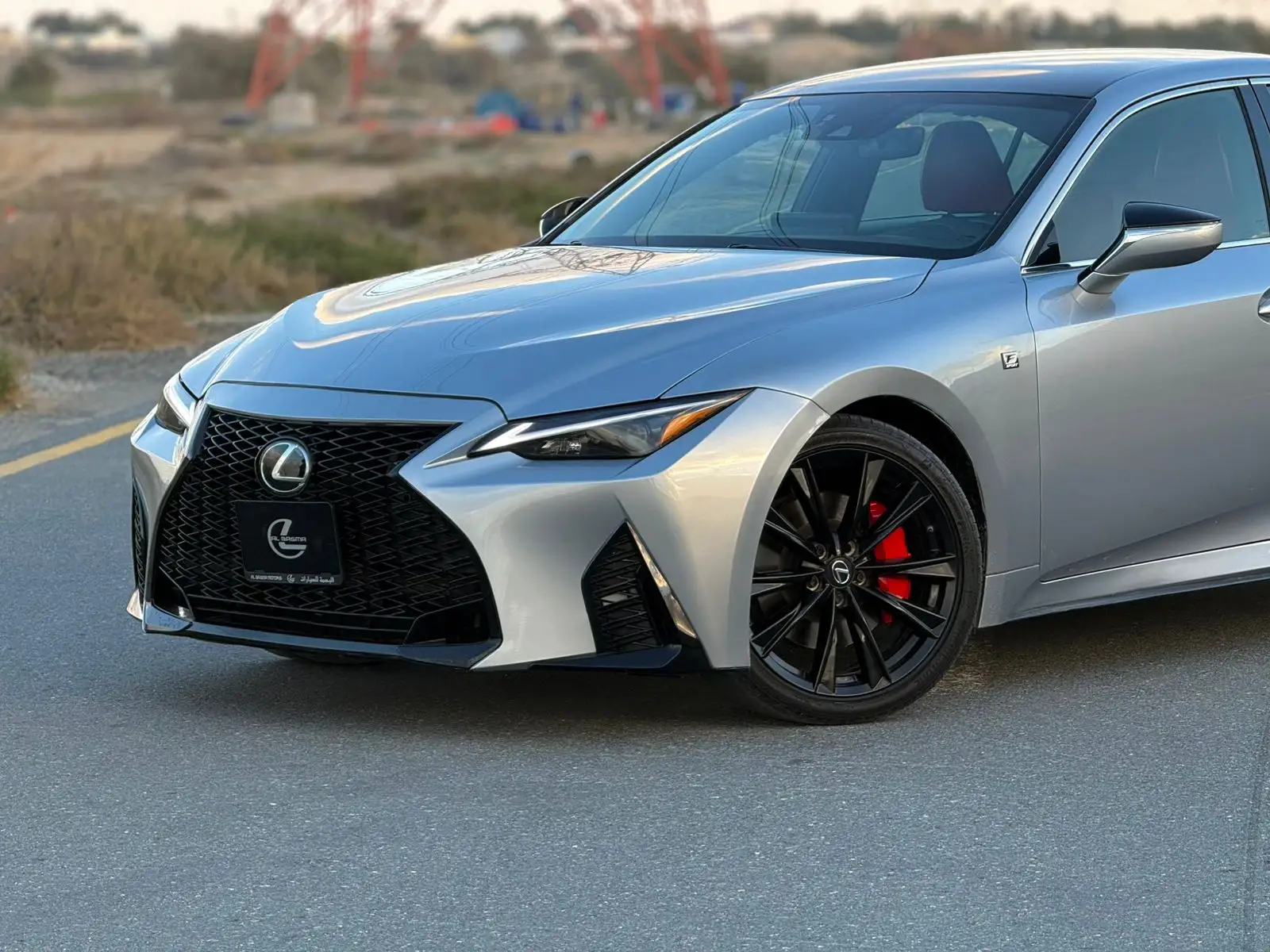 لكزس IS 2021