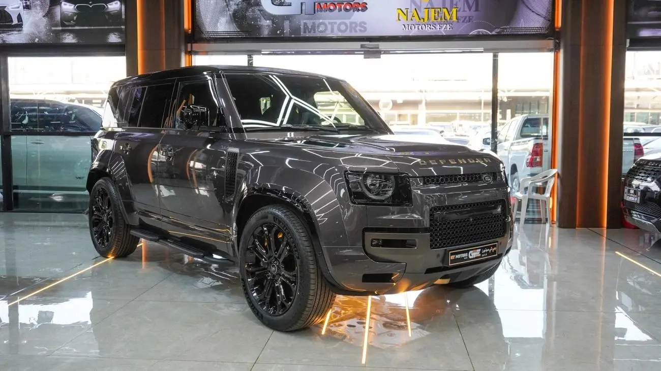 Land Rover Defender 2025 5L