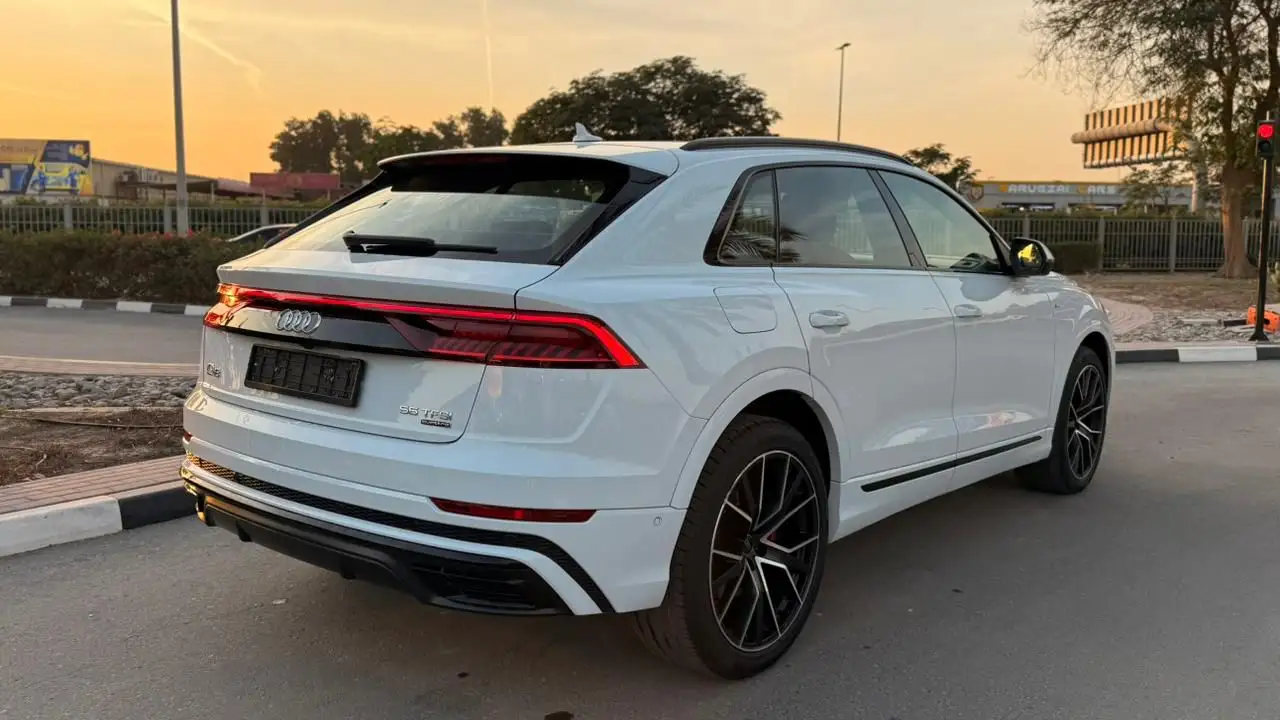 أودي Q8 2021 0.1L