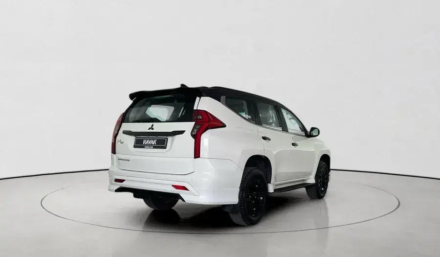 Mitsubishi Montero 2023 3L