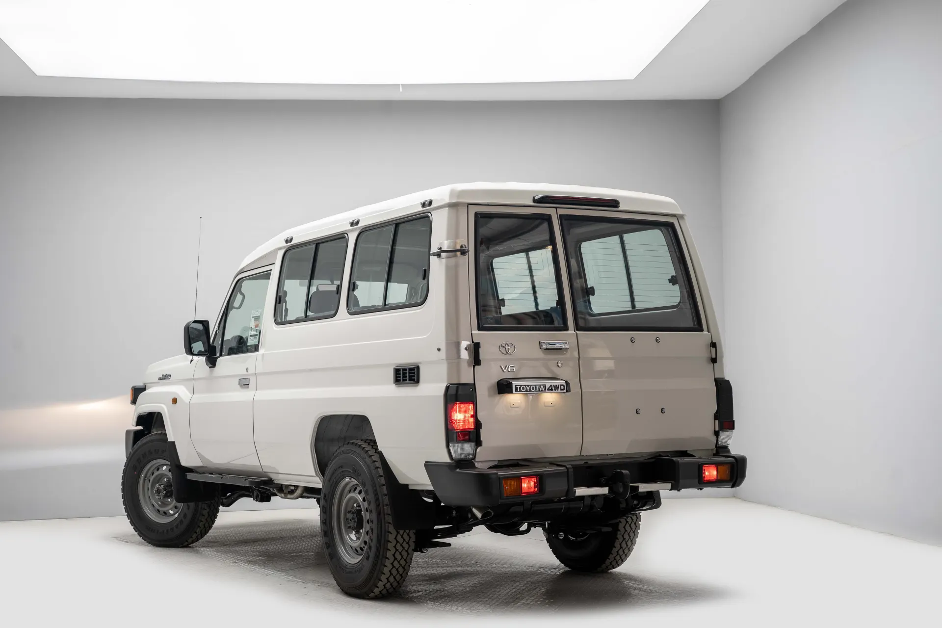 Toyota Land Cruiser 70 2026