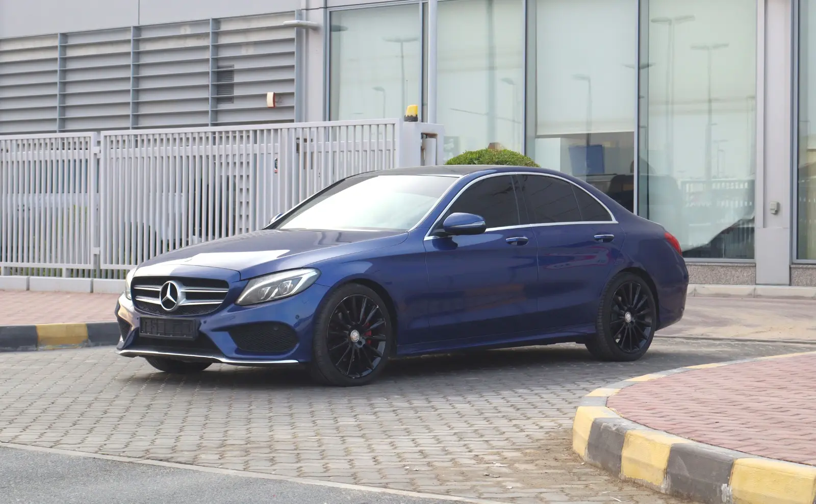 مرسيدس بنز C Class 2016 1.4L