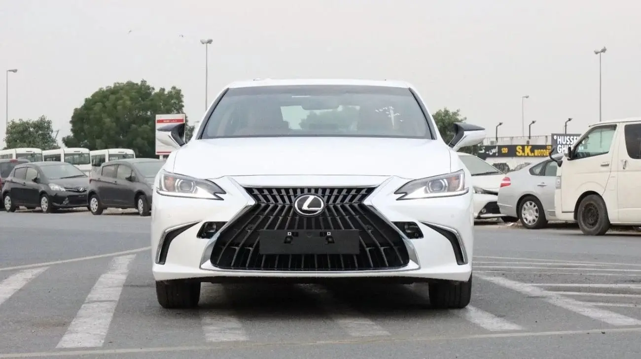 لكزس ES 2025 2.5L