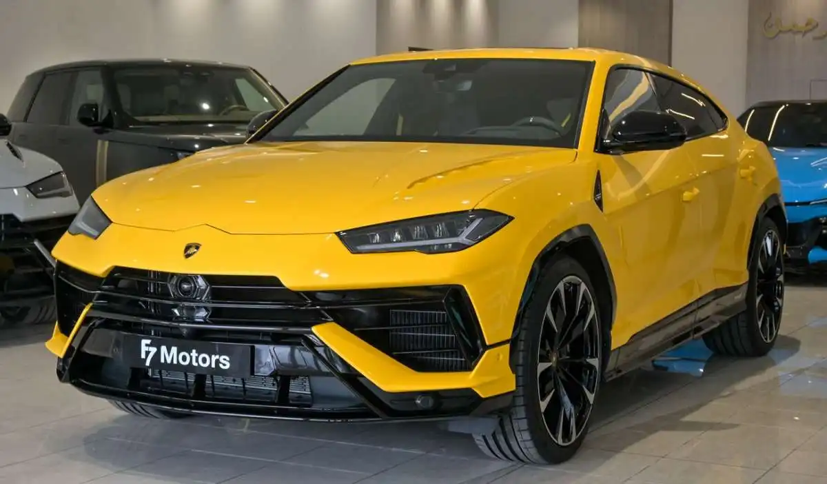 لامبورغيني اوروس 2024