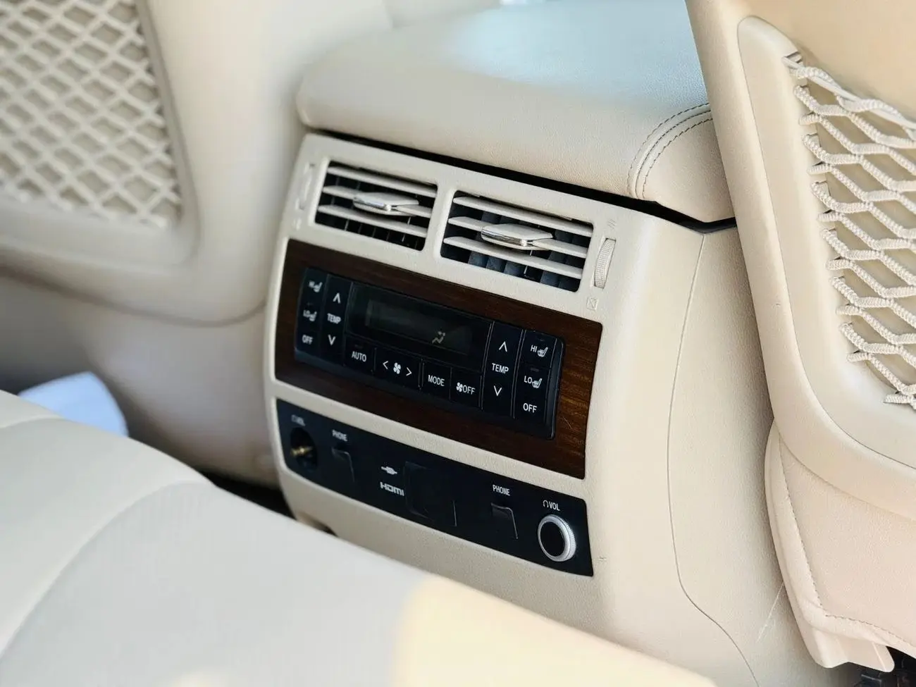 Toyota Land Cruiser 2018 2L