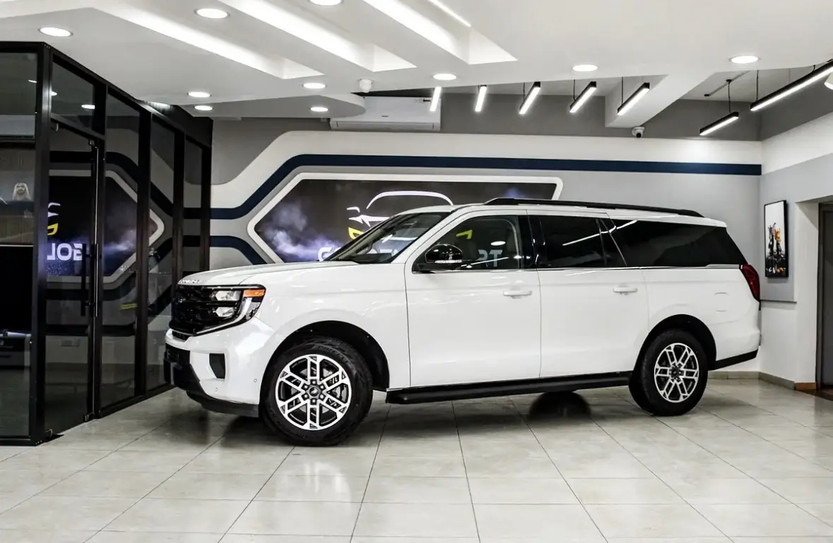 Ford Expedition 2025 3.5L