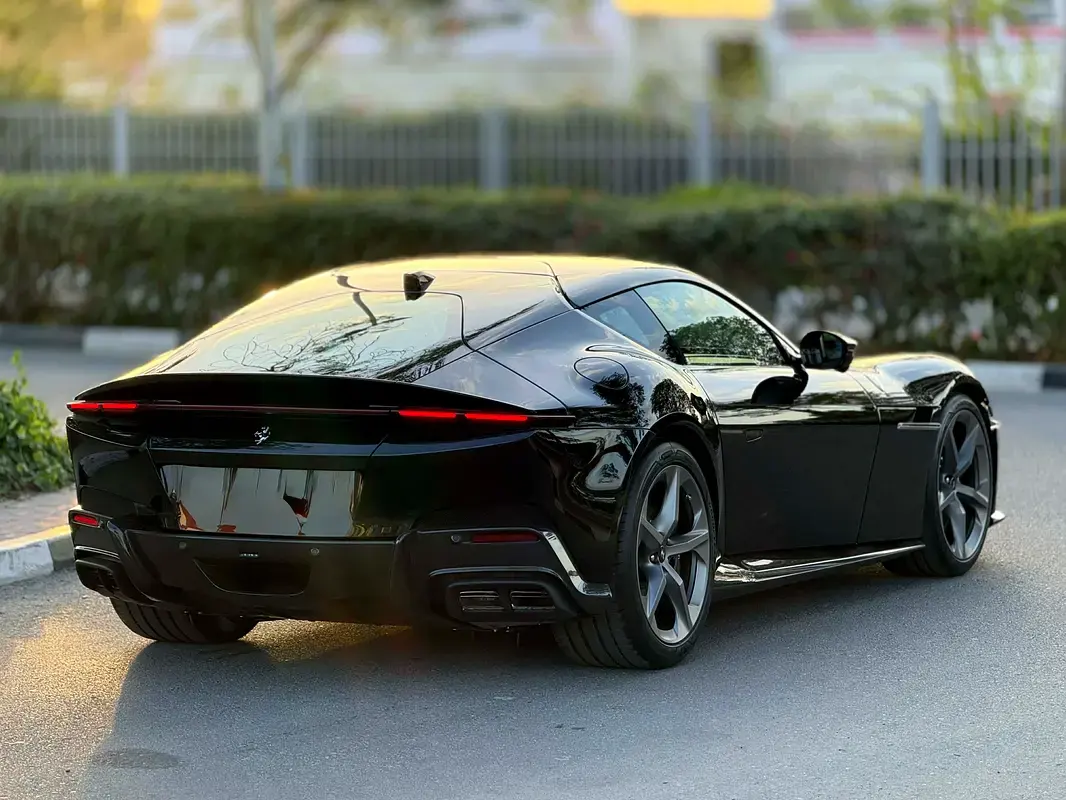 فيراري 12 سيليندري 2026