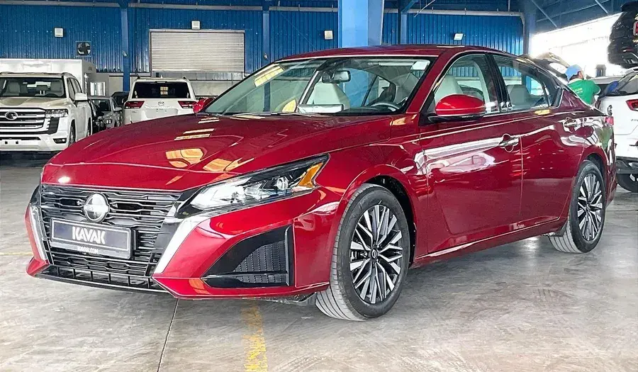 نيسان ألتيما 2023