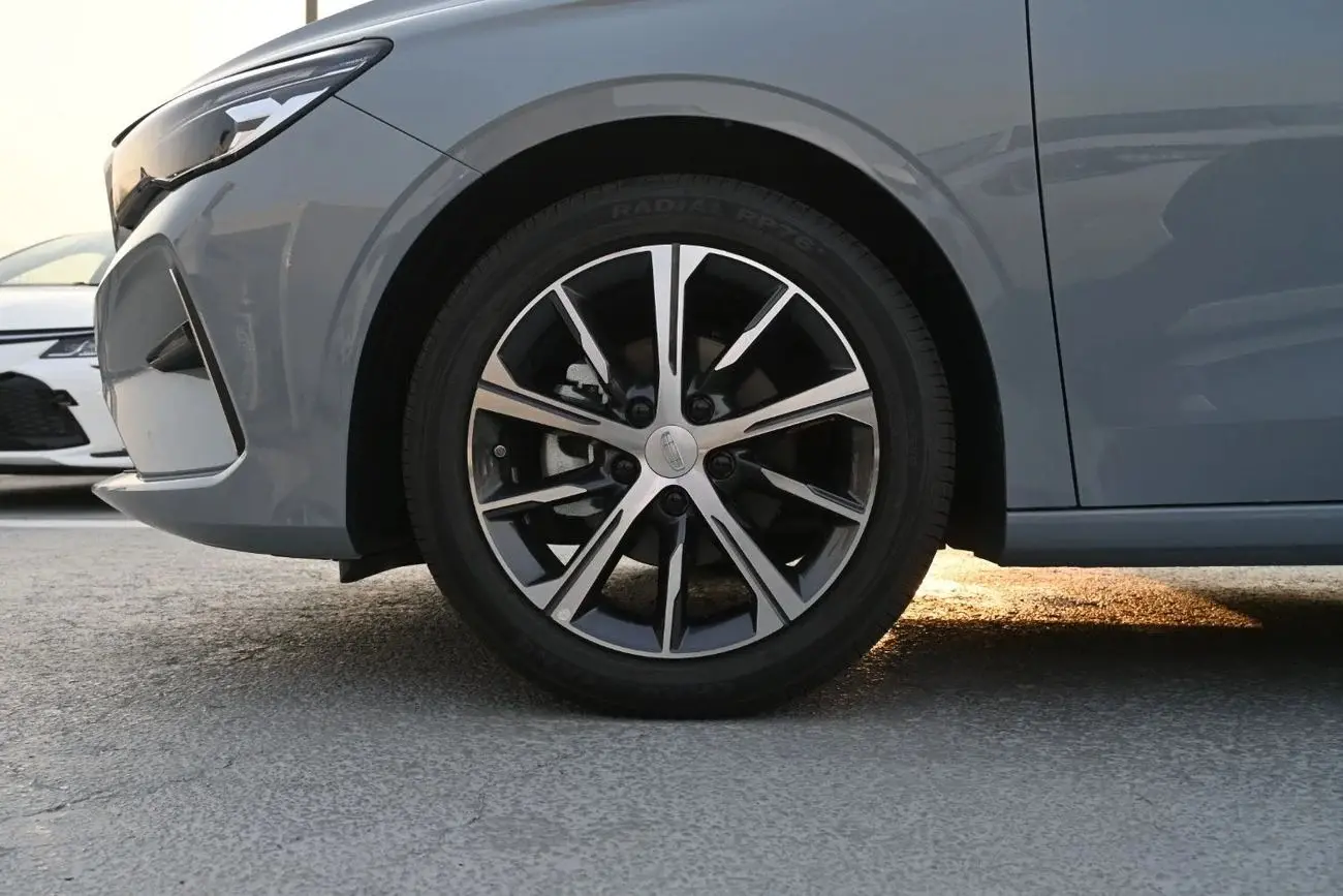 Geely Emgrand 2025 1.5L