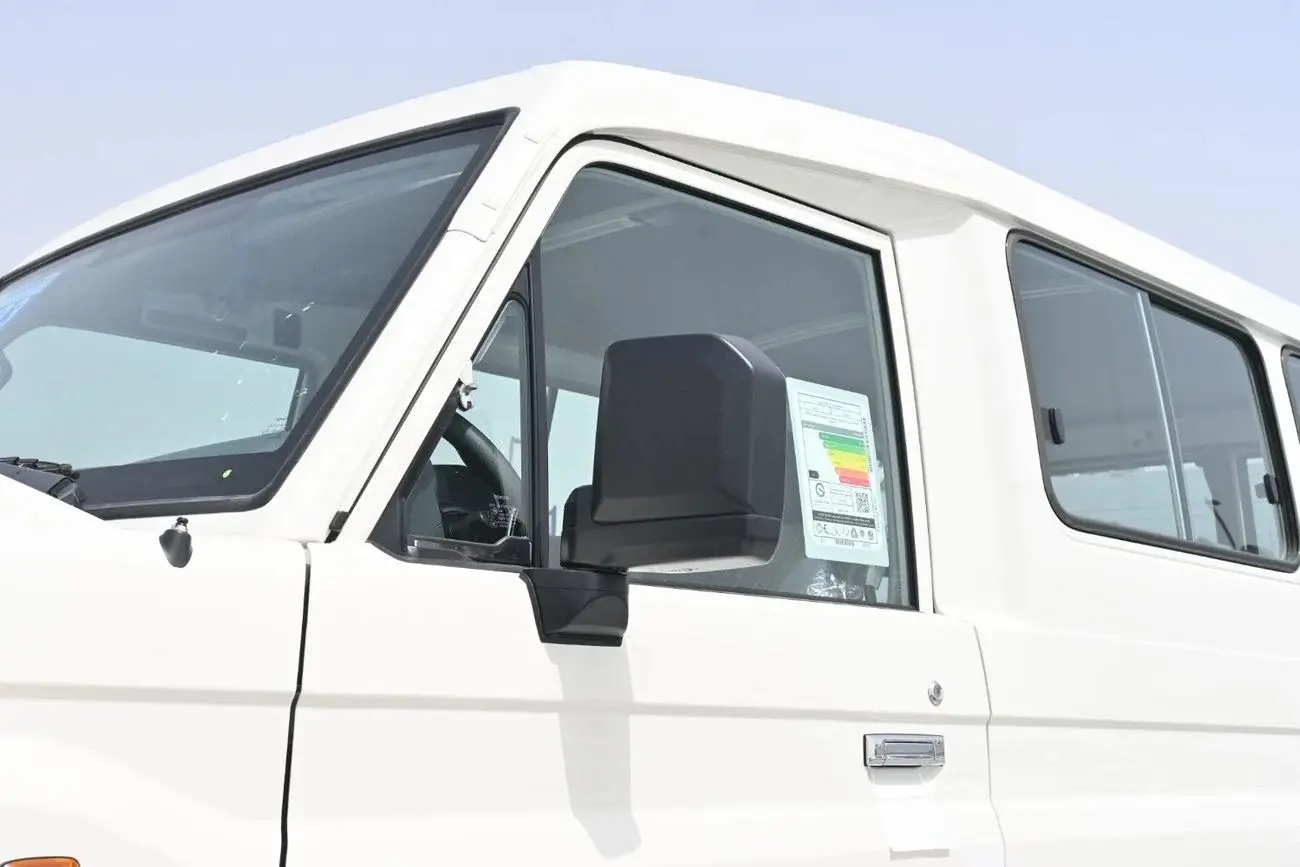 Toyota Land Cruiser 70 2025 4L