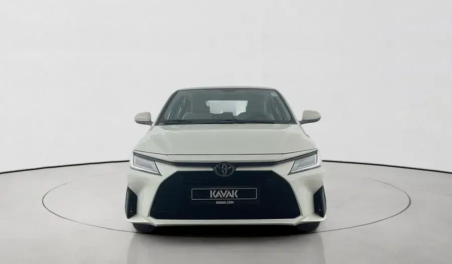 تويوتا يارس سيدان 2023 1.5L