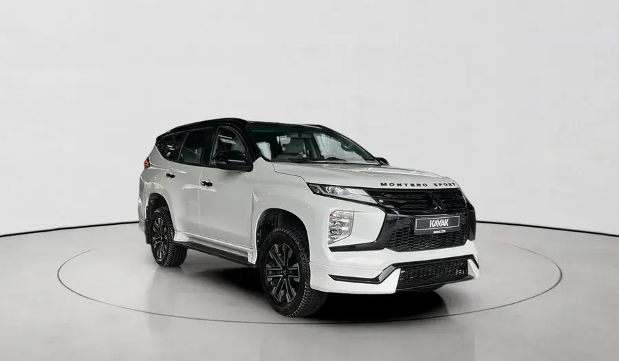 Mitsubishi Montero 2023 3L