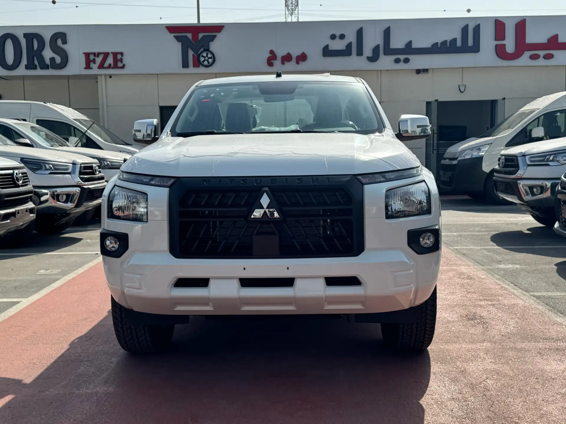 ميتسوبيشي L200 2025