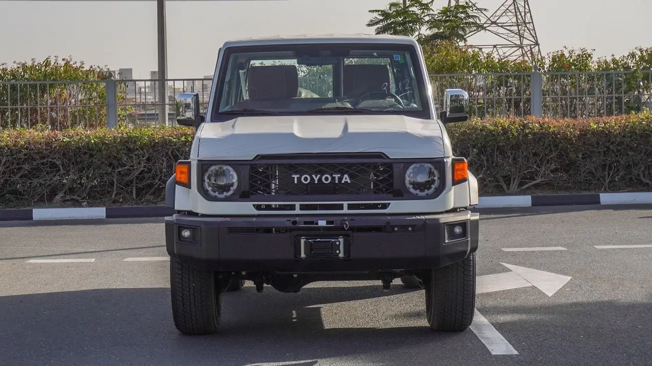 Toyota Land Cruiser 70 2025 4L