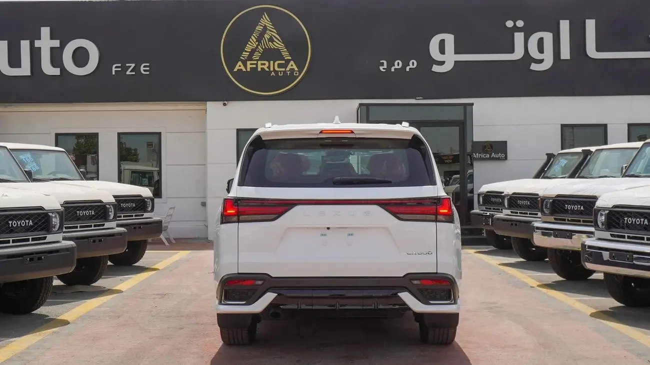 لكزس LX 2025 3.5L