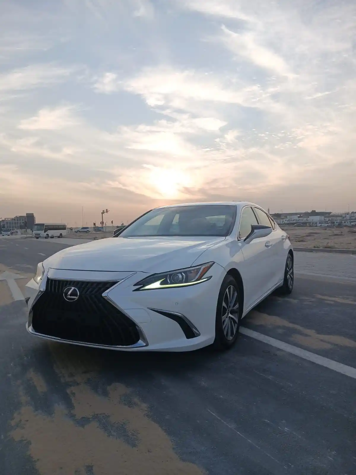 Lexus ES 2019