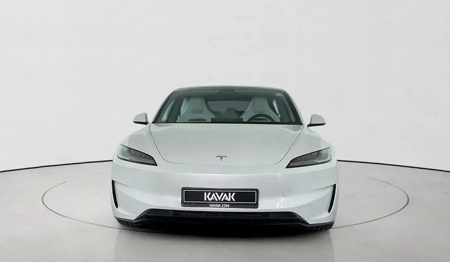 Tesla Model 3 2025