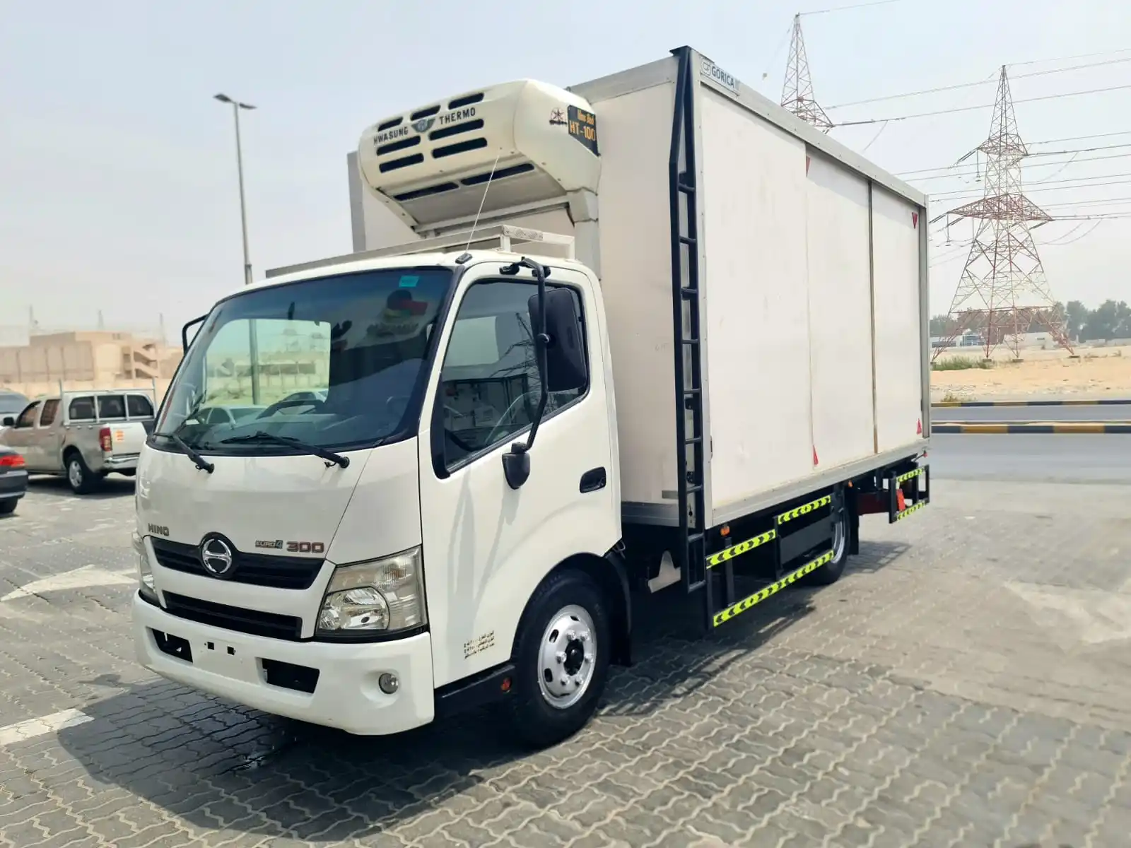 هينو 300 2018 undefinedL