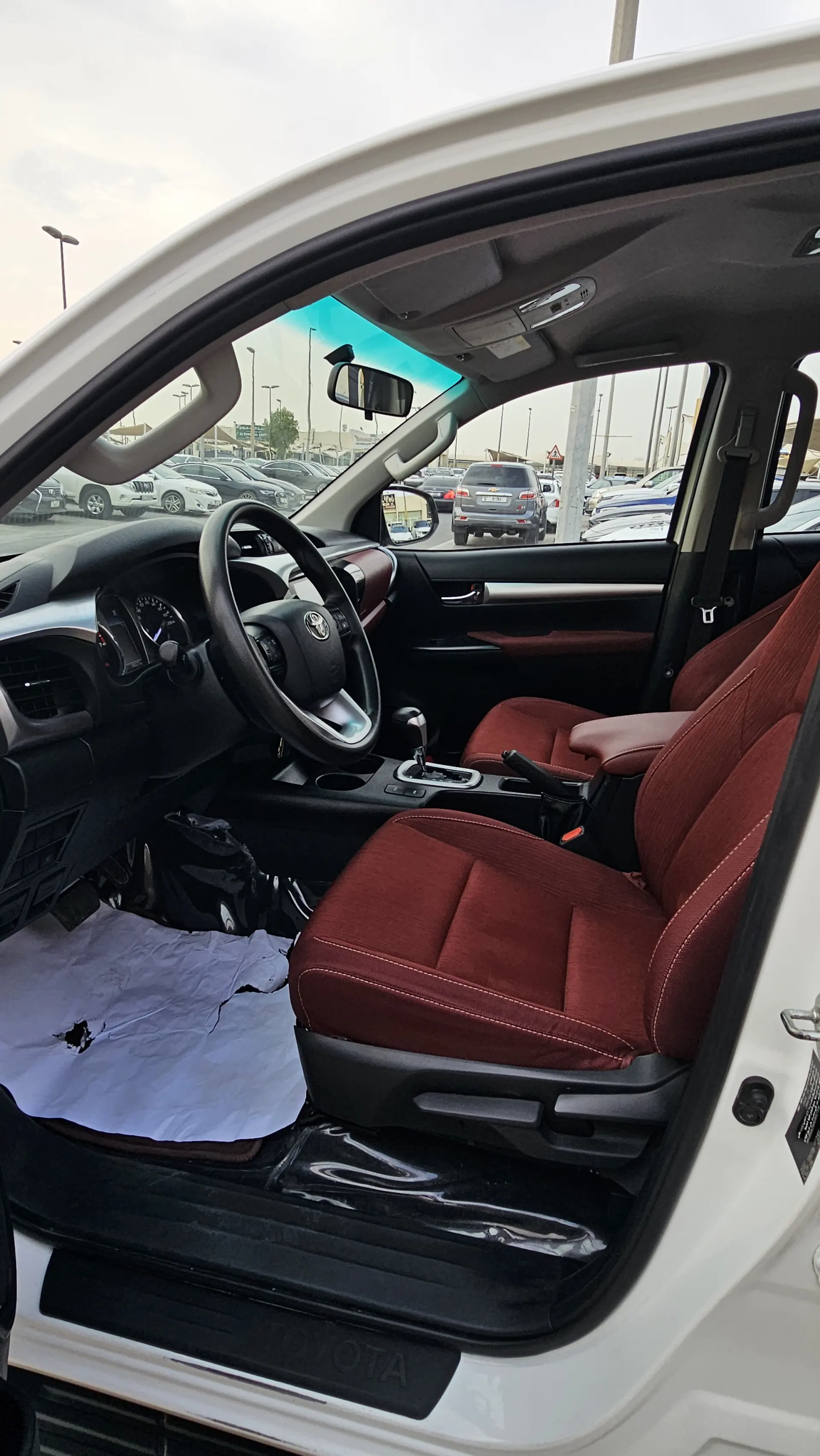 تويوتا هيلوكس 2024