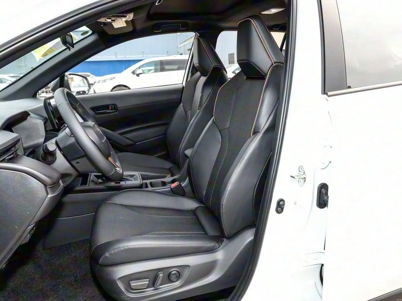 Toyota Corolla Cross 2025 2L