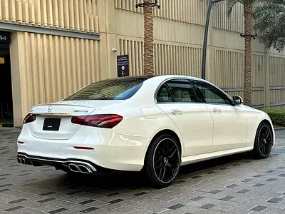 مرسيدس بنز E Class 2021