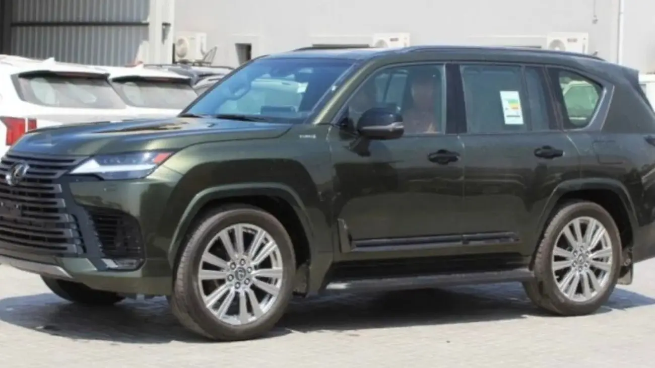 لكزس LX 2023 3.5L