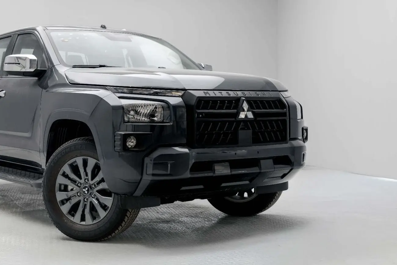 ميتسوبيشي L200 2025 2.4L