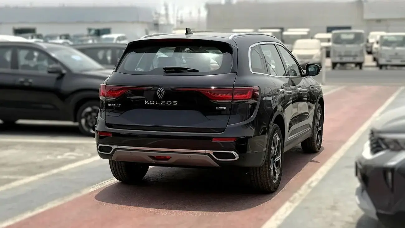 رينو كوليوس 2025 2.5L