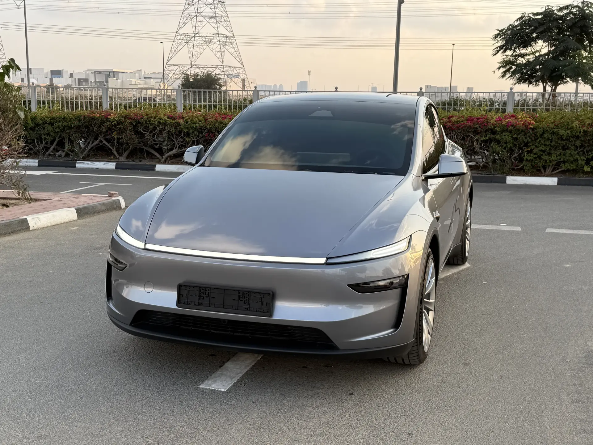 Tesla Model Y 2025 undefinedL