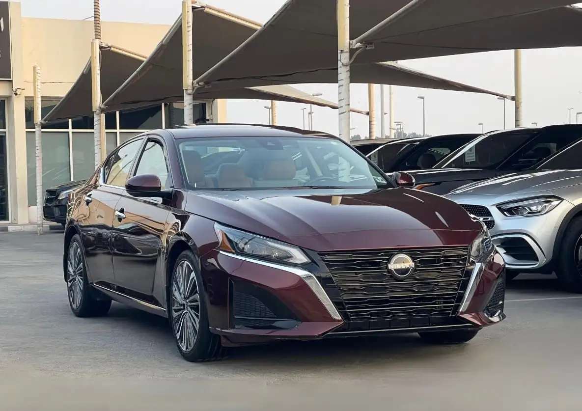 Nissan Altima 2023
