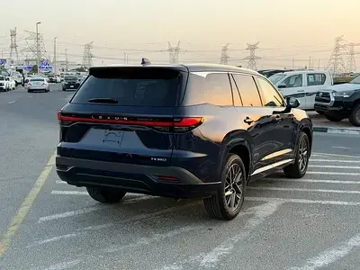 Lexus TX 2025