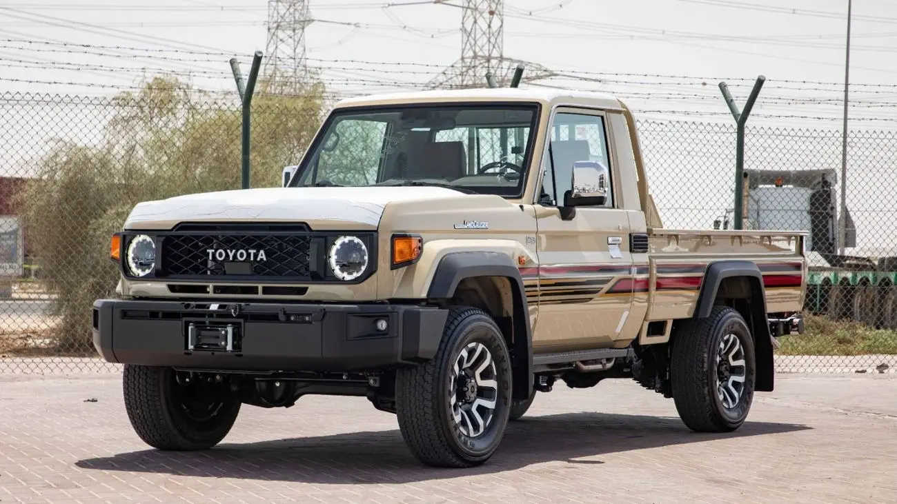 Toyota Land Cruiser Pick Up 2025 4L