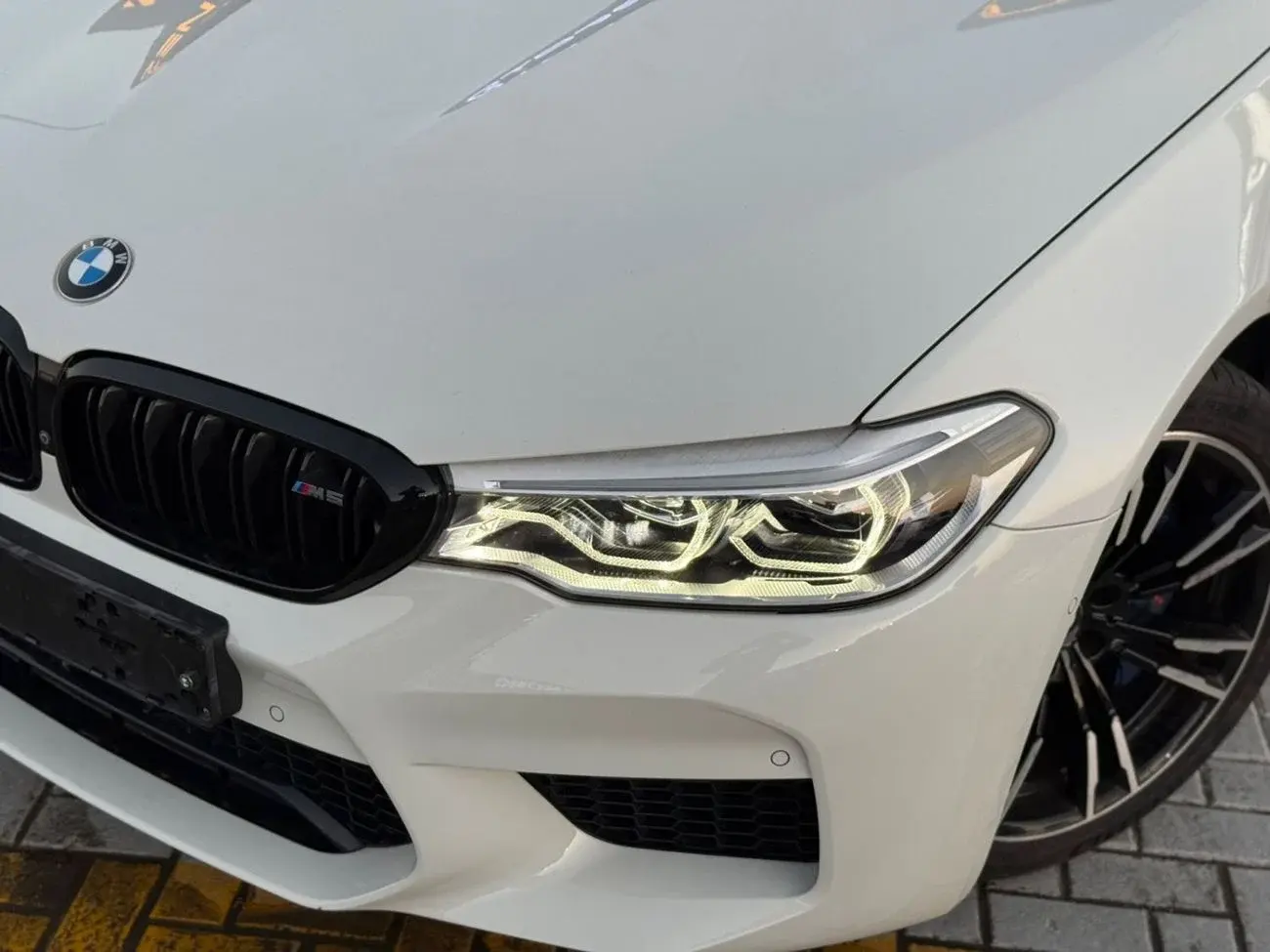 BMW M5 Sedan 2019 4.4L