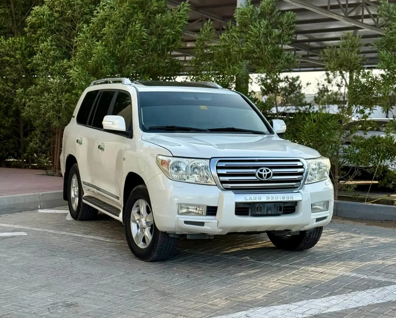 تويوتا لاند كروزر 2011