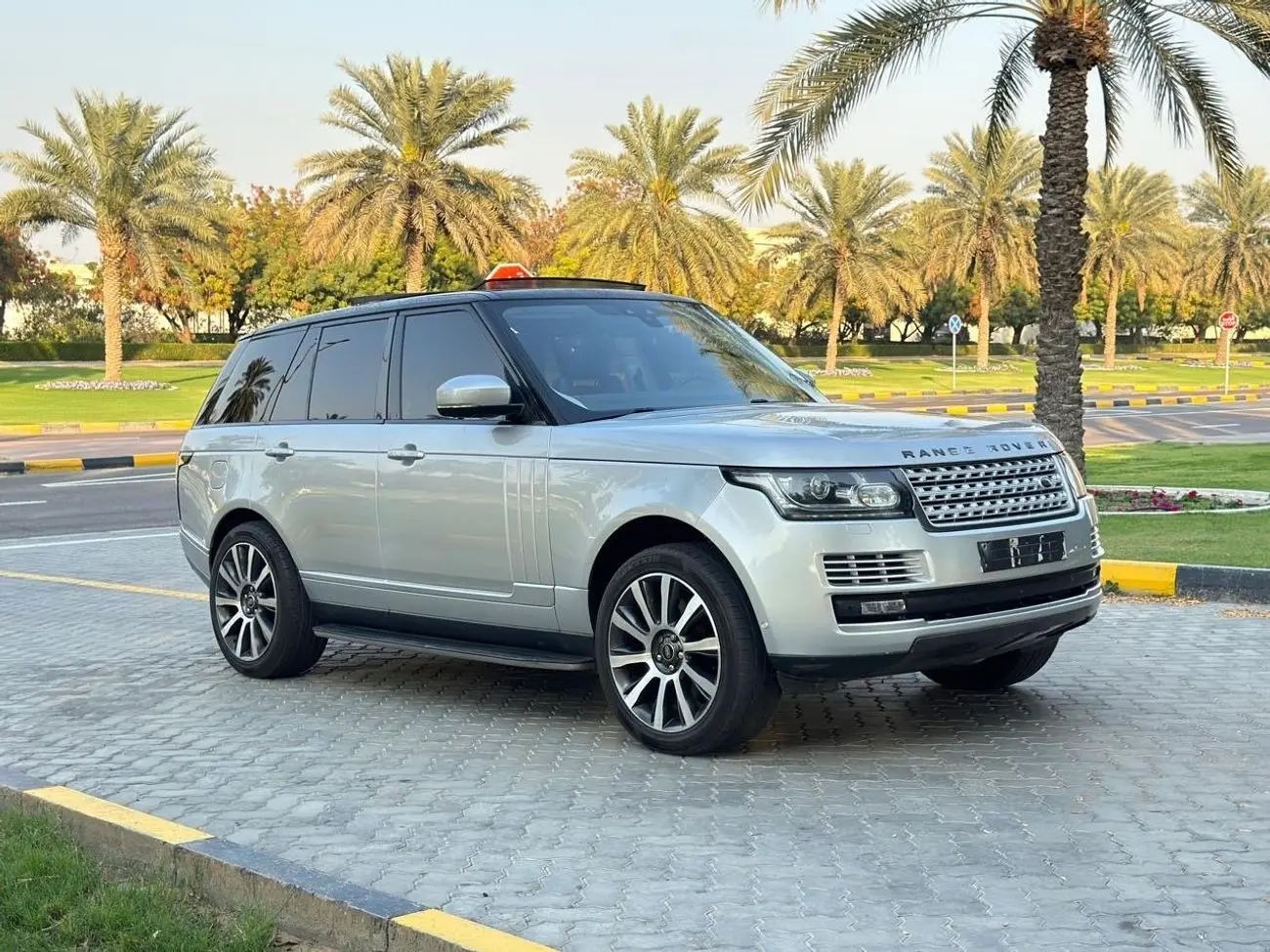 Land Rover Range Rover Vogue 2016 5L
