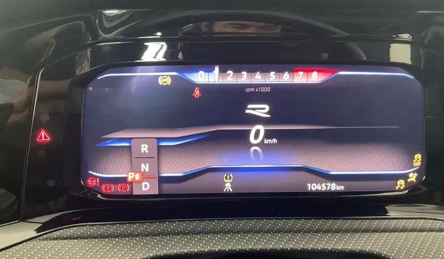 Volkswagen Golf R 2022 2T