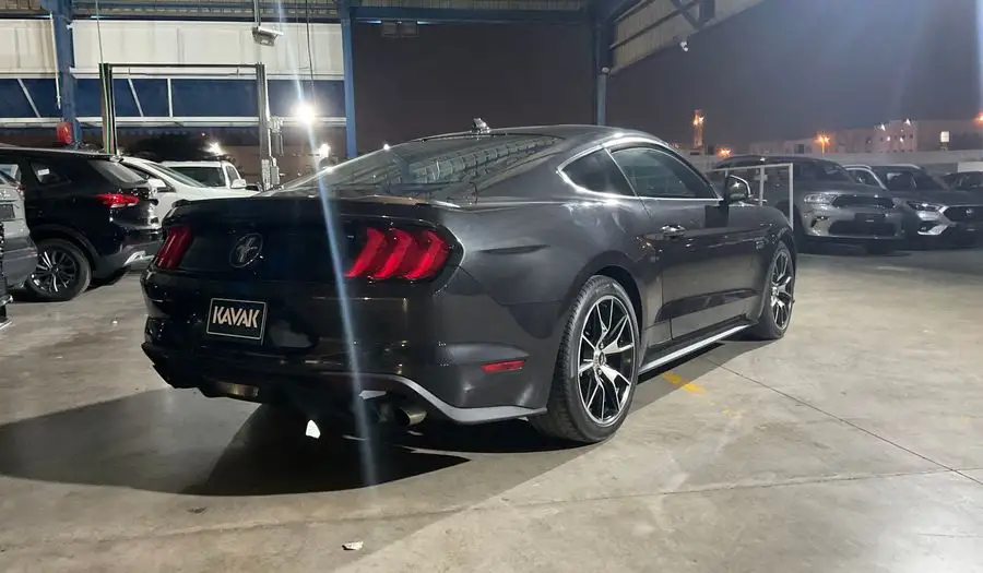 فورد موستانج 2022