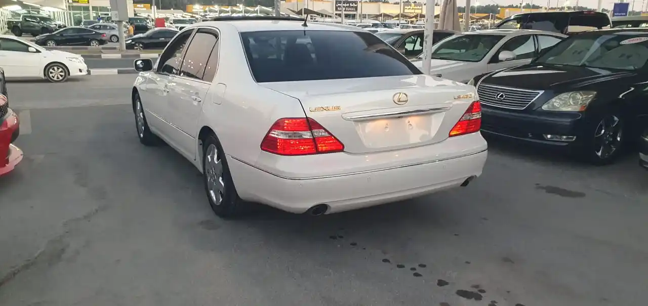 Lexus LS 2004 4.3L