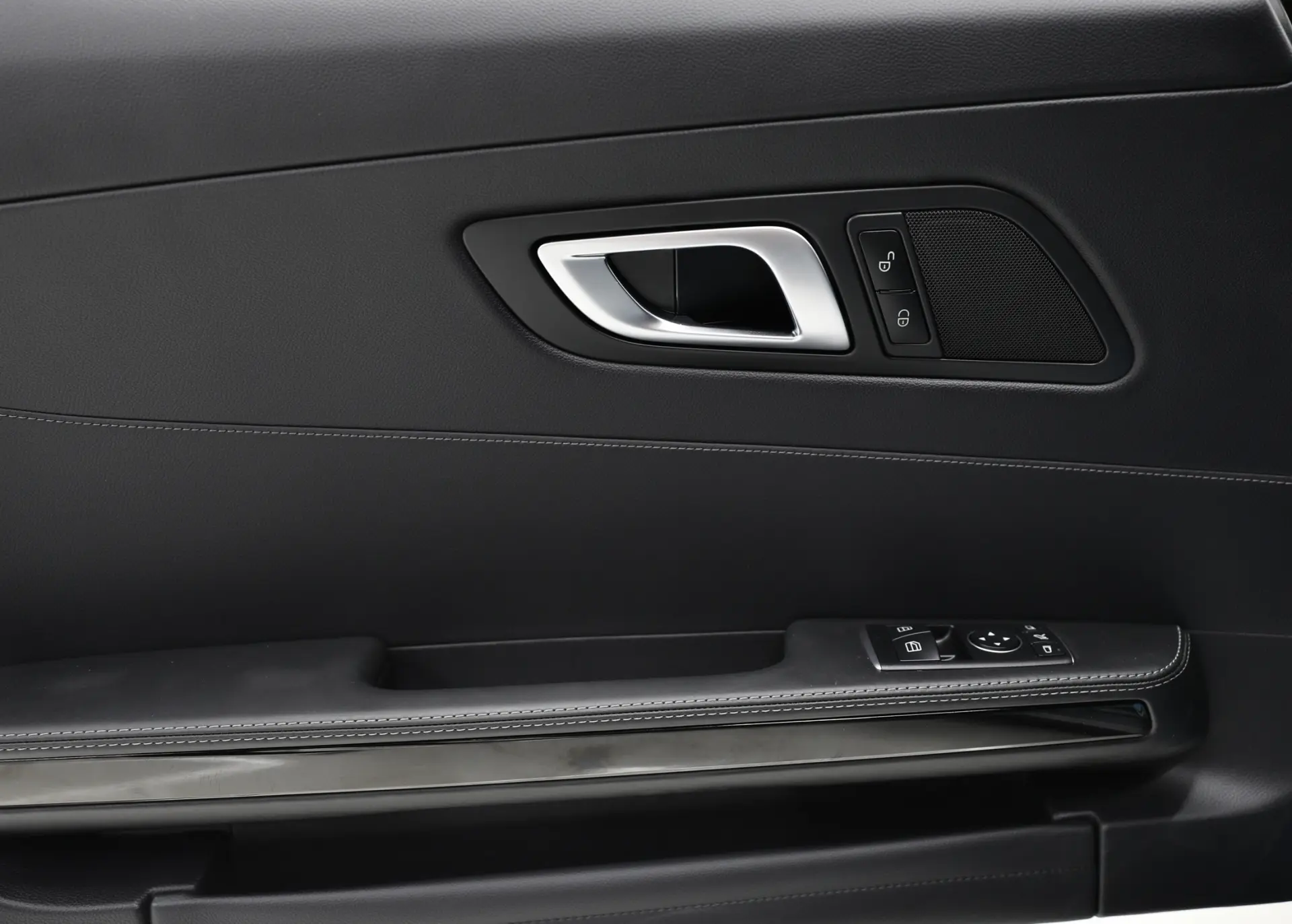 Mercedes Benz AMG GT 2020 4L