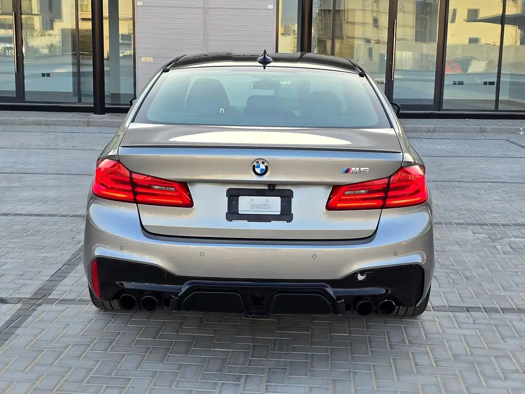 BMW M5 Sedan 2018 4.4L