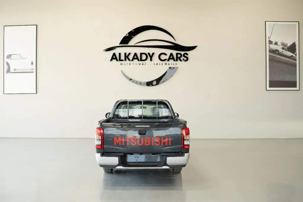 ميتسوبيشي L200 2023 2.5L