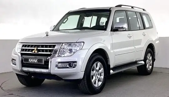 Mitsubishi Pajero 2022