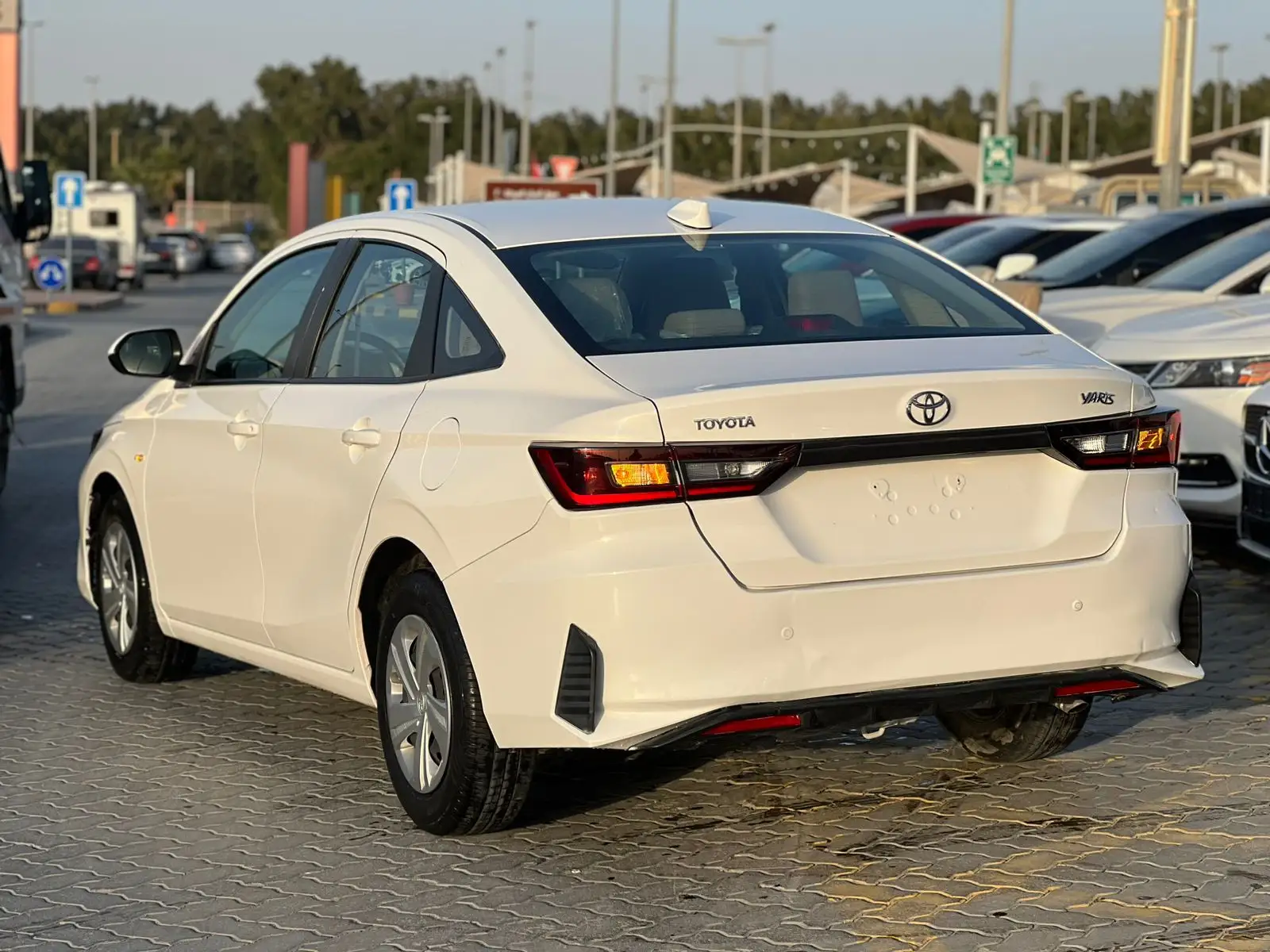 Toyota Yaris Sedan 2023 1.3L