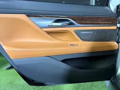 BMW 7 Series 2022 2L