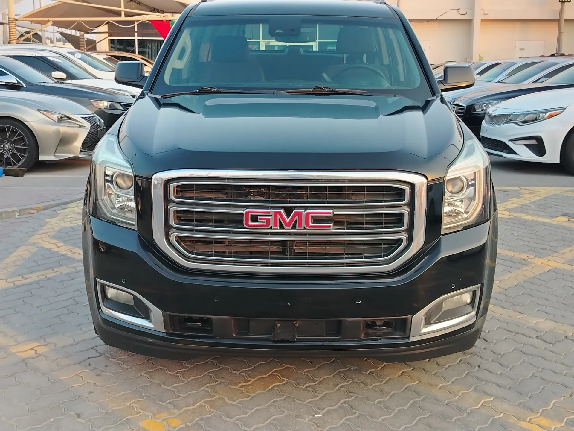 GMC Yukon 2018 5300L