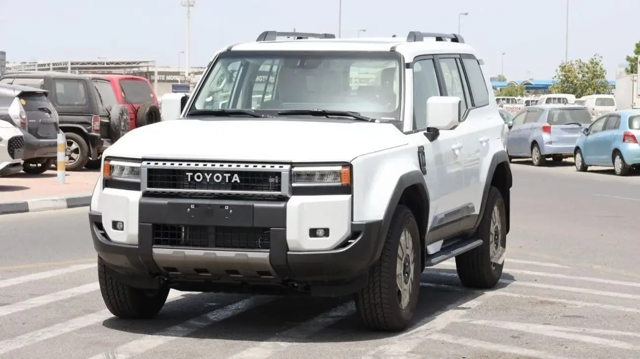 تويوتا برادو 2024 2.4L